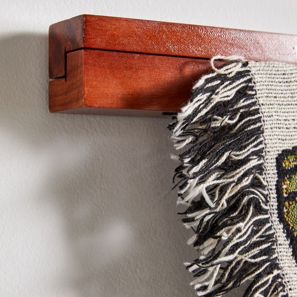 Minimalist Wood Wooden Wall Mounted Quilt Hanger 40" - Picture 4 of 6